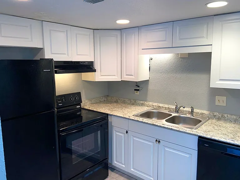 4113 S Semoran Blvd #12 — Photo 7