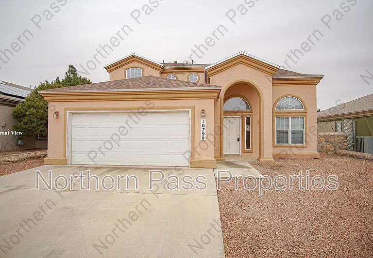 10790 Adin St — Photo 2