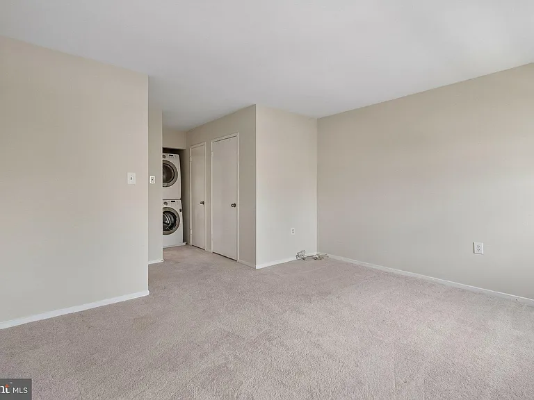 7822 Harrowgate Cir #D — Photo 15