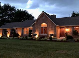 609 Forest Hills Dr, Campbellsville, KY 42718