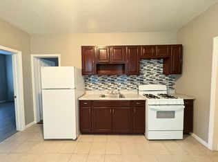 41 W 54th St #2B, Bayonne, NJ 07002