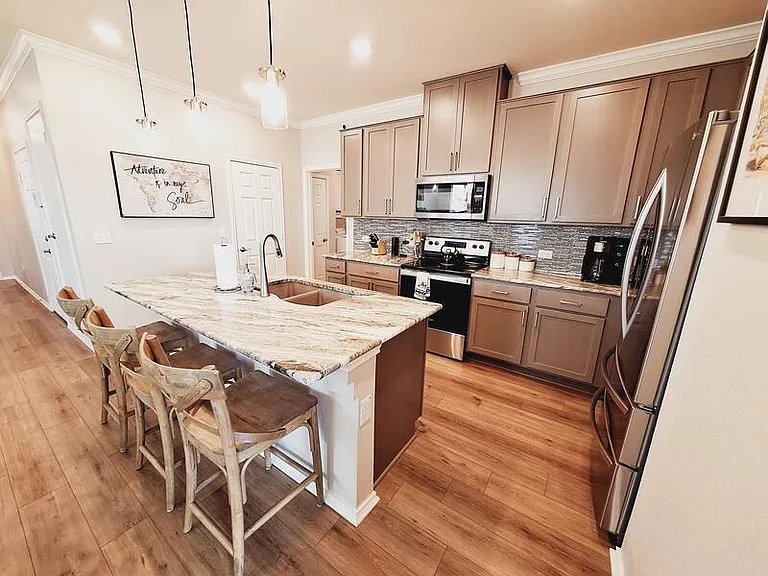 7911 Libretto Ln — Photo 16