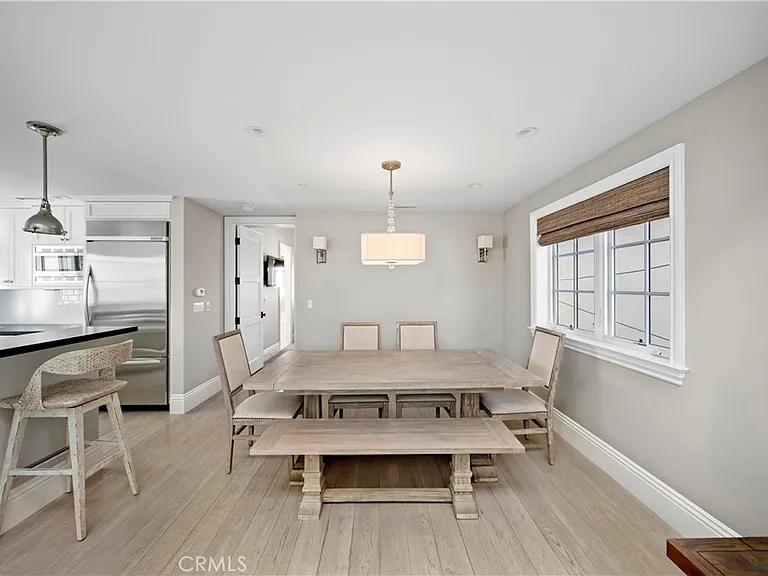 515 1/2 Narcissus Ave — Photo 9