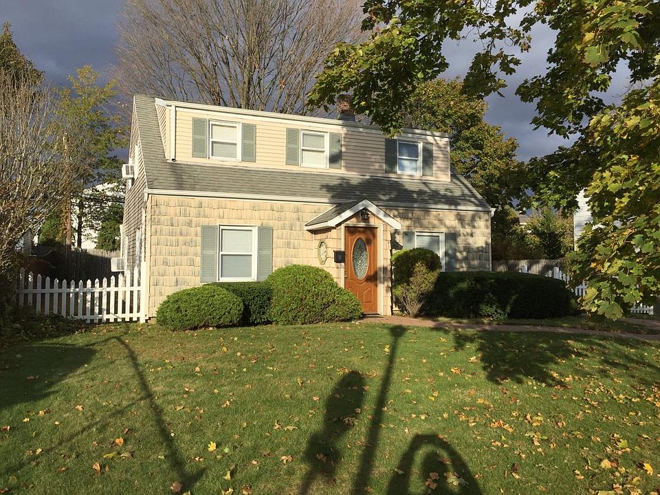 2nd image of 91 Hill Ln