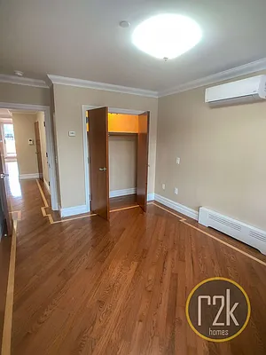 Rented by Realty 2000 Corp | media 87