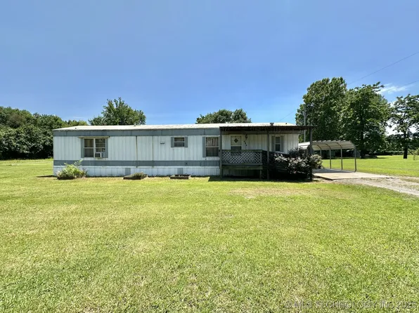 494 W Delaware St, Panama, OK 74951