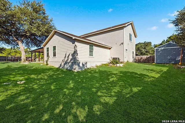 1452 Lakeview Dr — Photo 23