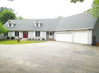 4051 Buttrick Ave SE, Ada, MI 49301