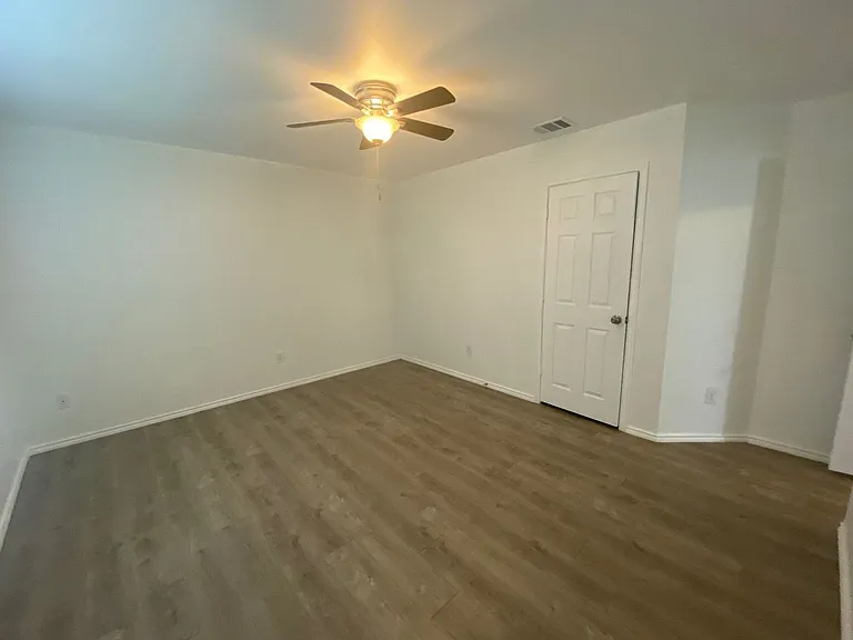 240 N Mary Jo Dr — Photo 7