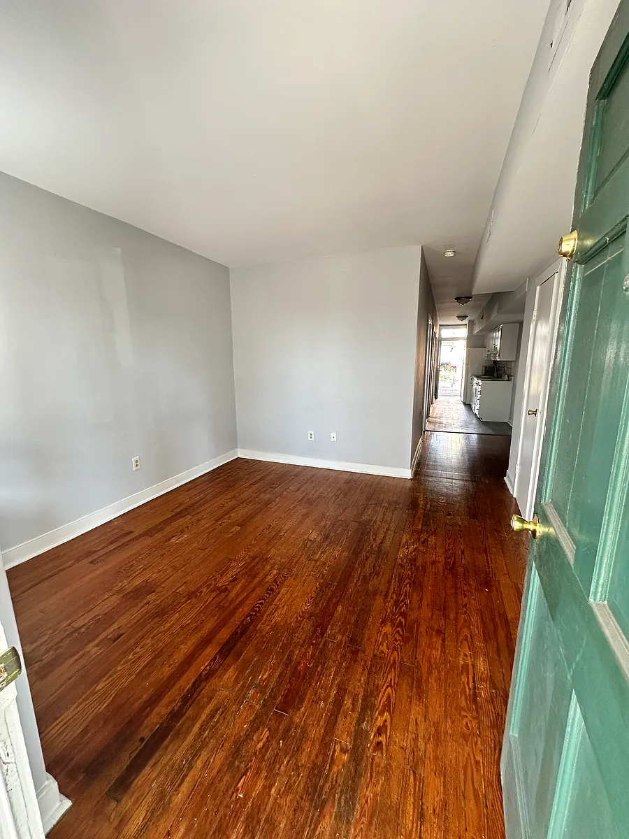 Building Photo - 3020 W Marshall St #SCOTTS ADDITION
