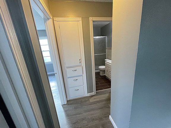 Mini Hall Way 