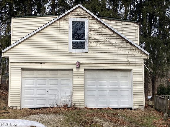 5th image of 628 Milan St N