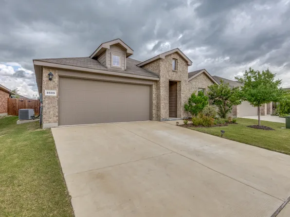 9509 Doverglen Dr, Fort Worth, TX 76131