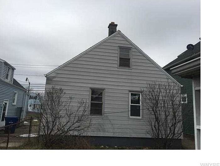 2nd image of 875 Tifft St