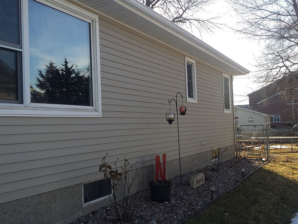 2nd image of 1774 41st Ave