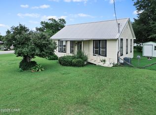 15708 Broad St, Altha, FL 32421