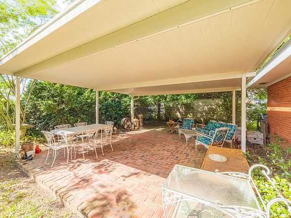 5th image of 403 Barrilleaux St