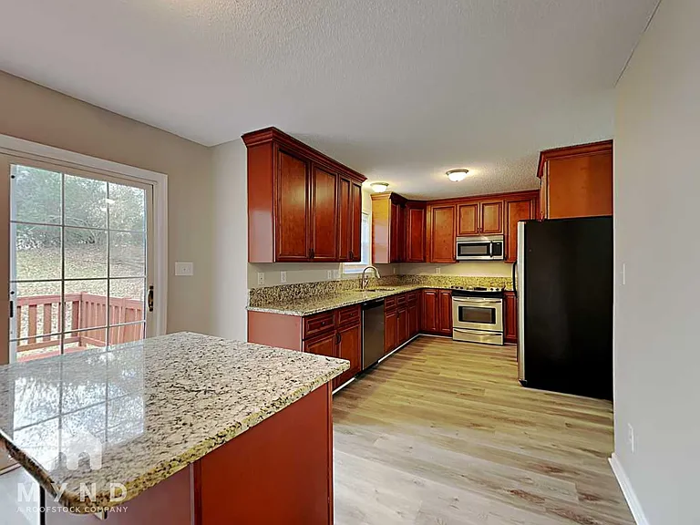 3701 Cold Harbour Dr — Photo 2