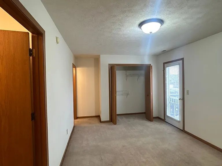 2714 Wyndham Ct — Photo 17