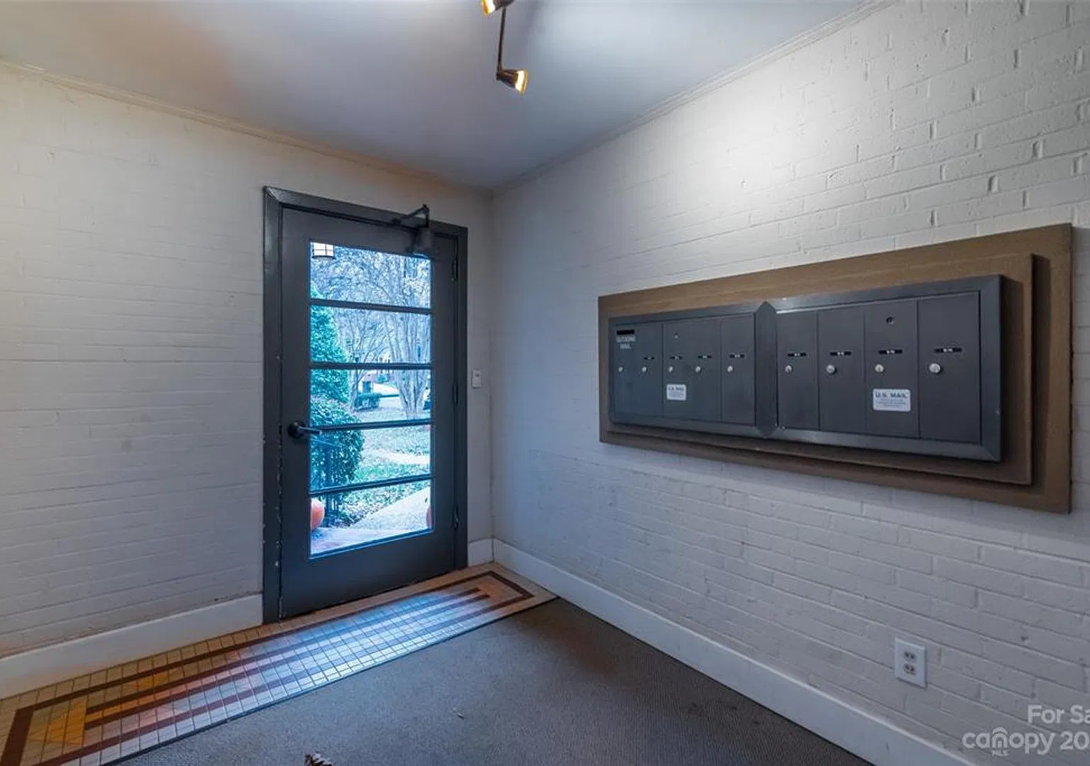 The Grove -Fully furnished-Utilities Internet Included -Monthly or longer rental — Photo 4
