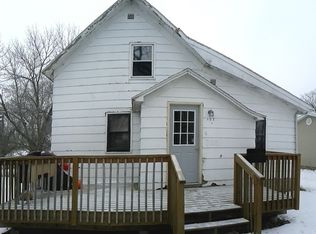 107 Grant St, Miles, IA 52064