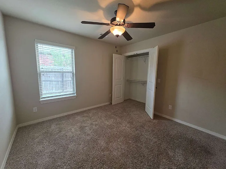 3072 N Autumn Rose Ave — Photo 6