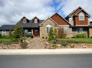 63497 NE Crestview Dr, Bend, OR 97701