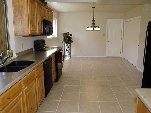Kitchen to Dining area