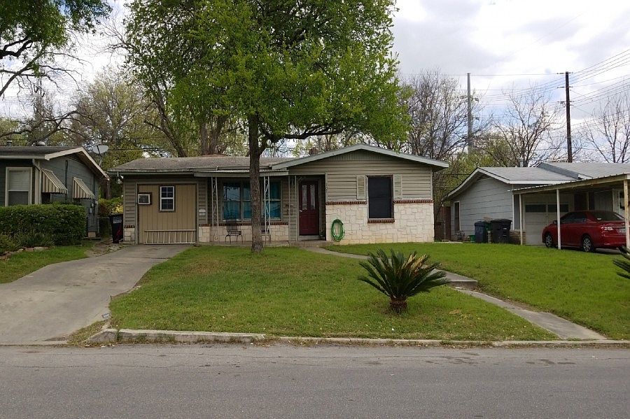 1st image of 707 Edgebrook Ln