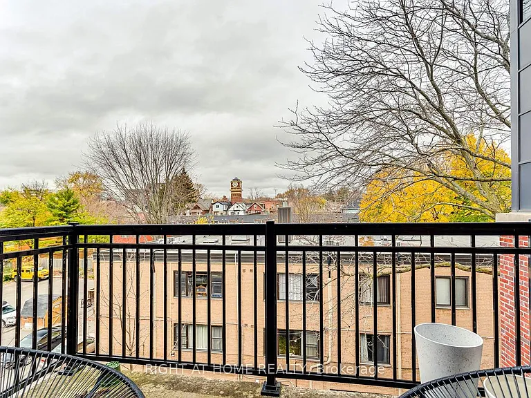 66 Kippendavie Ave #409 — Photo 22