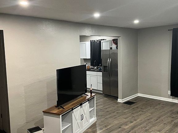 5th image of 601 O St
