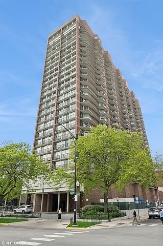 1st image of 4170 N Marine Dr APT 12H