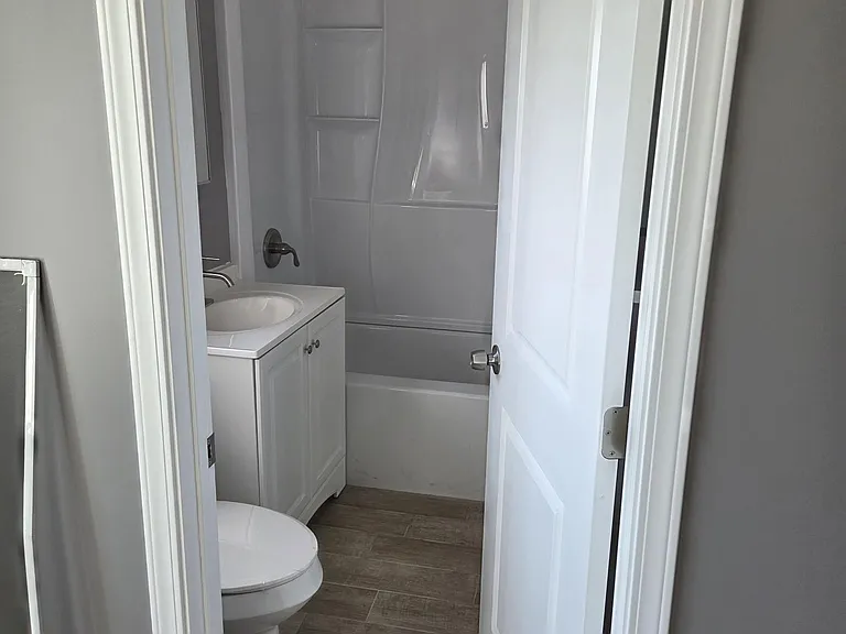 4010 Rockwood St #3/4 — Photo 12