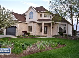 332 Eli G Jewell Ct, Sycamore, IL 60178