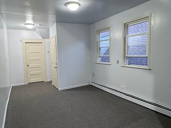 2nd image of 133 W 30th St APT 3