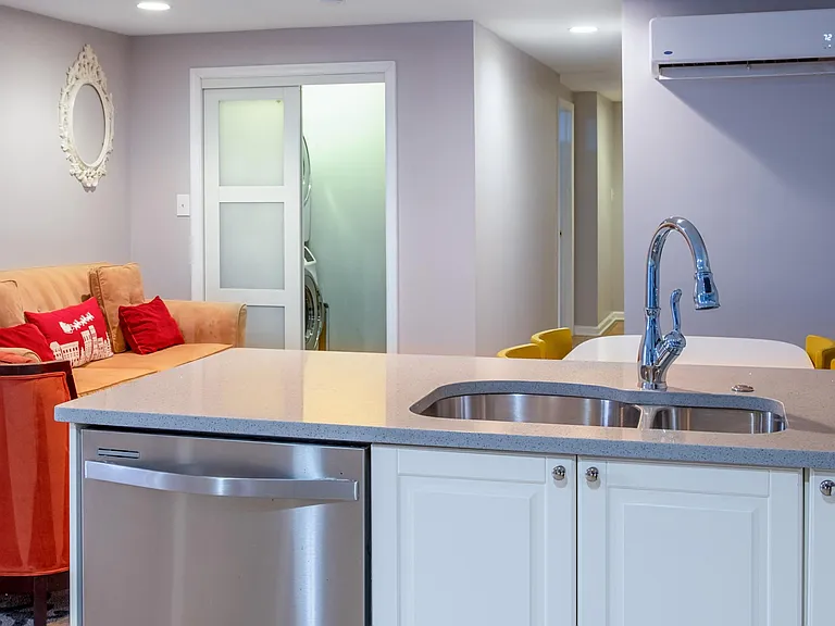 900 Maryland Ave NE #ENGLISH BASEMENT — Photo 14