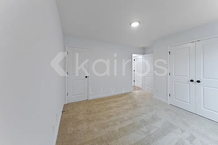 142 Hughes Dr — Photo 14