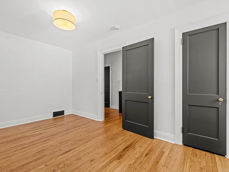 903 Carolyn Ave #B — Photo 13