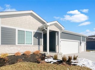 309 SW Hawthorne Ct, Blue Springs, MO 64014