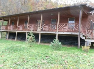 165 Payne Ln, Jellico, TN 37762