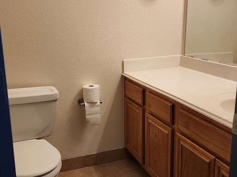 6607 Watch Hill Ct — Photo 4