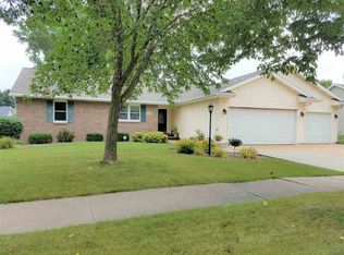 1732 S Derks Dr, Appleton, WI 54915