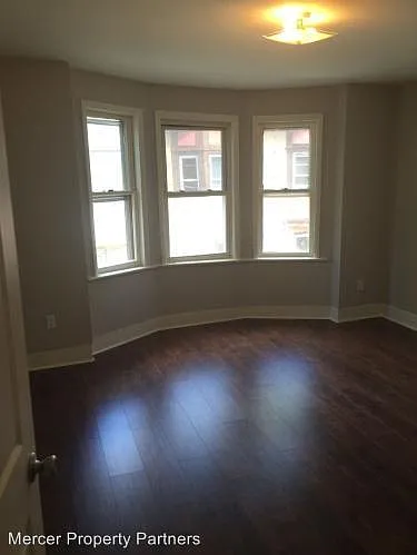115 Steamboat St — Photo 5