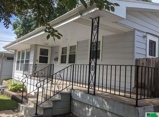 2701 S Saint Aubin St, Sioux City, IA 51106