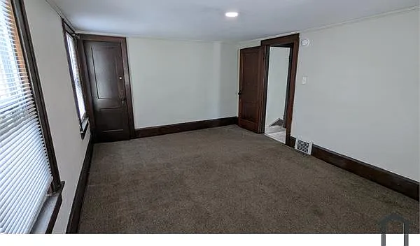 2248 East Ave — Photo 22