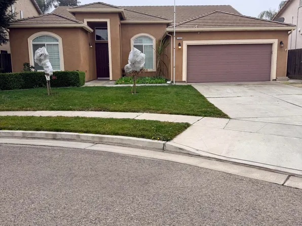 1983 Malvasia Court, Tulare, CA 93274