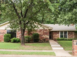 3501 Pecan Cir, Bedford, TX 76021