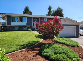 3910 180th St E, Tacoma, WA 98446