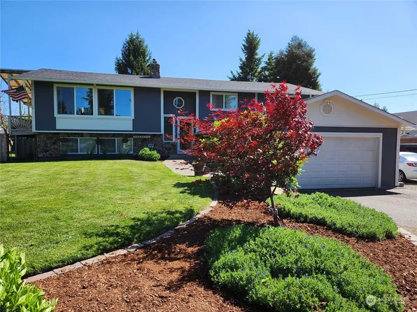 3910 180th Street E, Tacoma, WA 98446