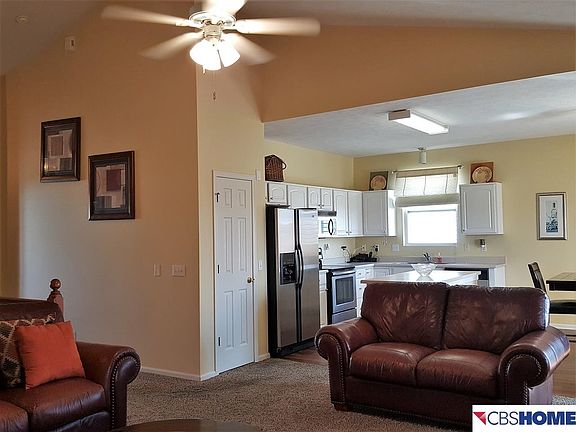 3rd image of 14009 Kelly Dr